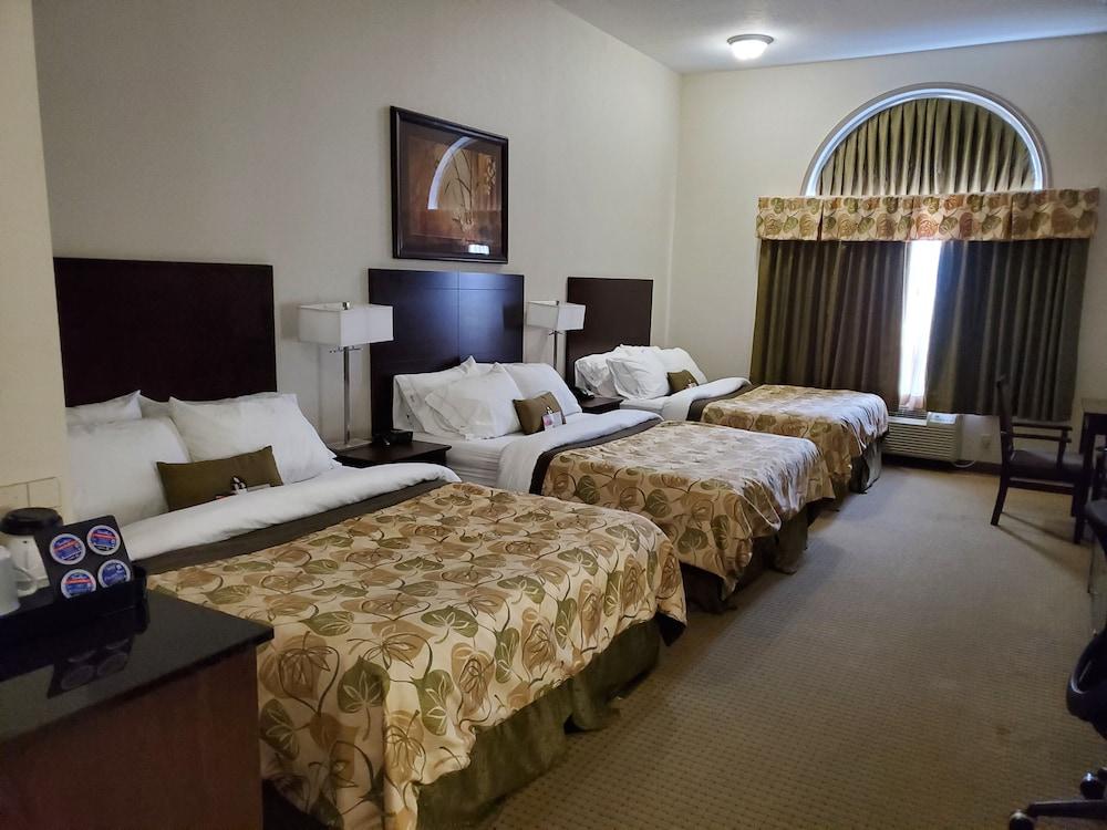 Ramada By Wyndham Olds Hotel Bagian luar foto